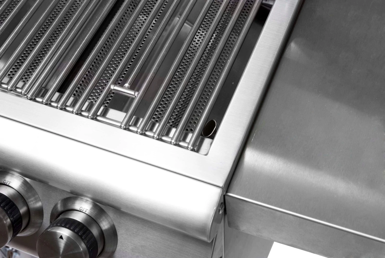 Blaze Prelude LBM 25" 3-Burner Freestanding Gas Grill Blaze Prelude LBM 25" 3-Burner Freestanding Gas Grill -Kitchen Grill Shop DSCF41071 c7902ac0 7cc0 4e5e 8efe e0cb53c73073 scaled