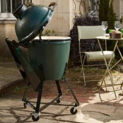 Big Green Egg Medium Egg -Kitchen Grill Shop medium egg lifestyle2 725x725 1